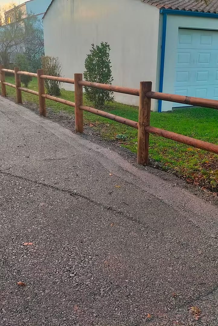 Terrassement avec clôture